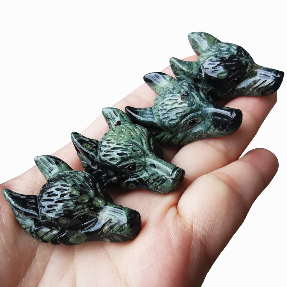 Bacatgem wolf head pendant hole, ready for DIY jewelry and gifts.