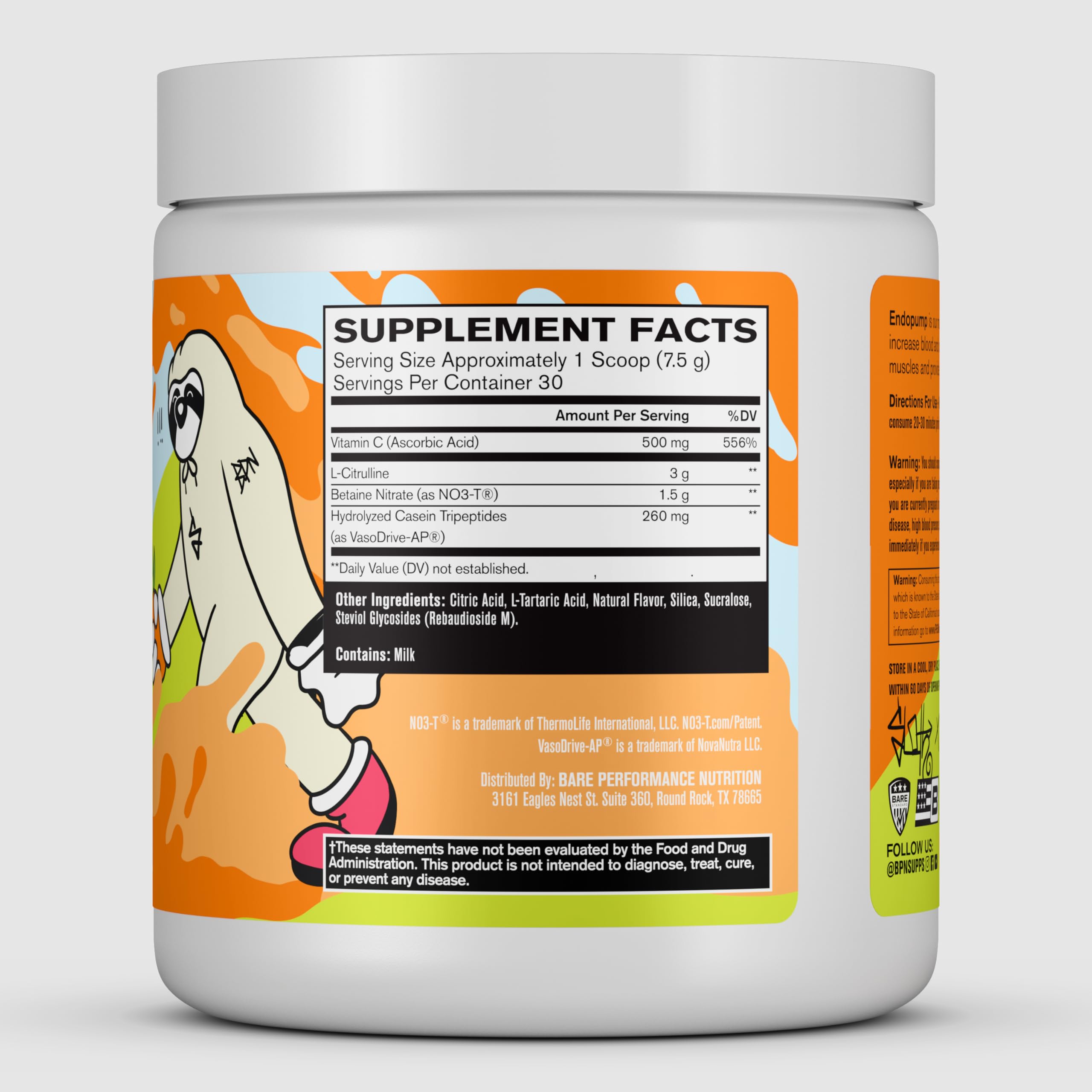 Scoop of EndoPump mango powder for precise dosing before training.