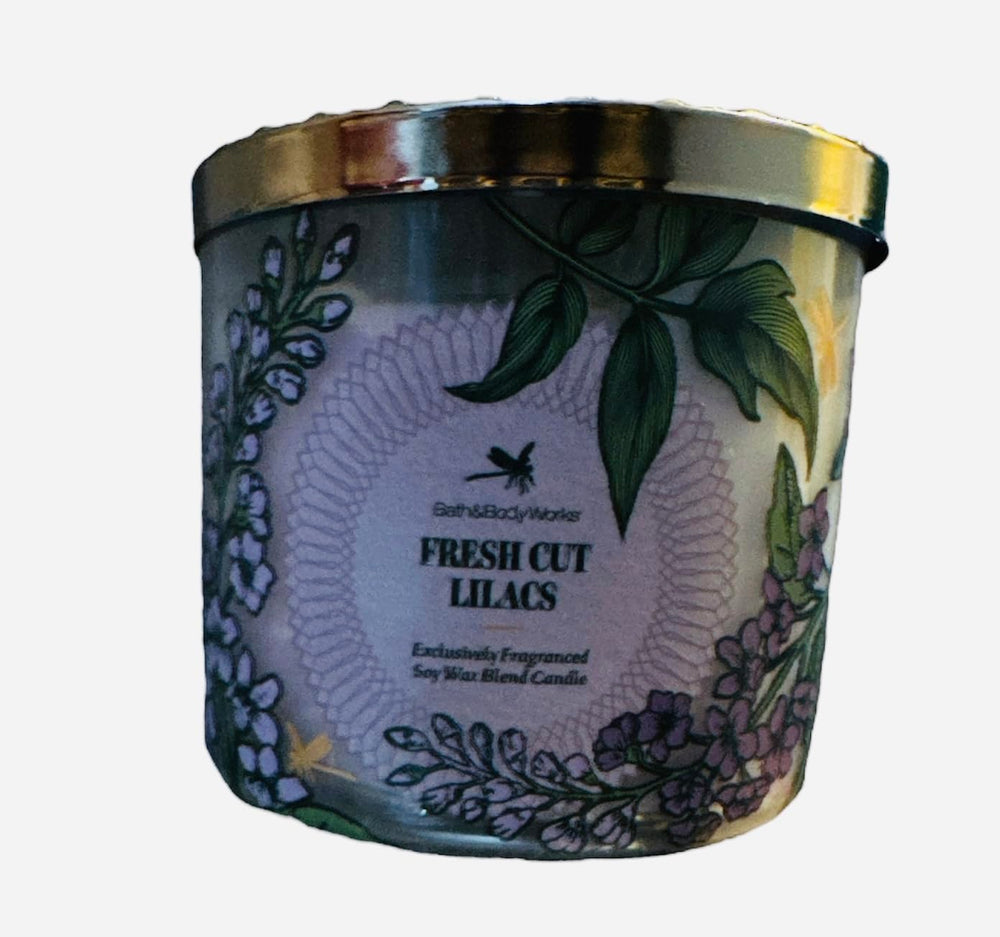 Bath & Body Works Fresh Cut Lilacs fragrance notes in a close-up for floral room refresh.