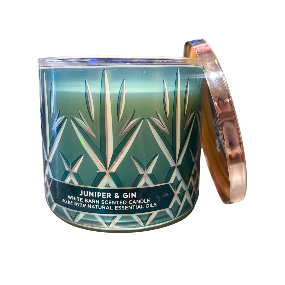 Bath and Body Works Juniper and Gin candle label closeup reveals juniper gin and lime notes.