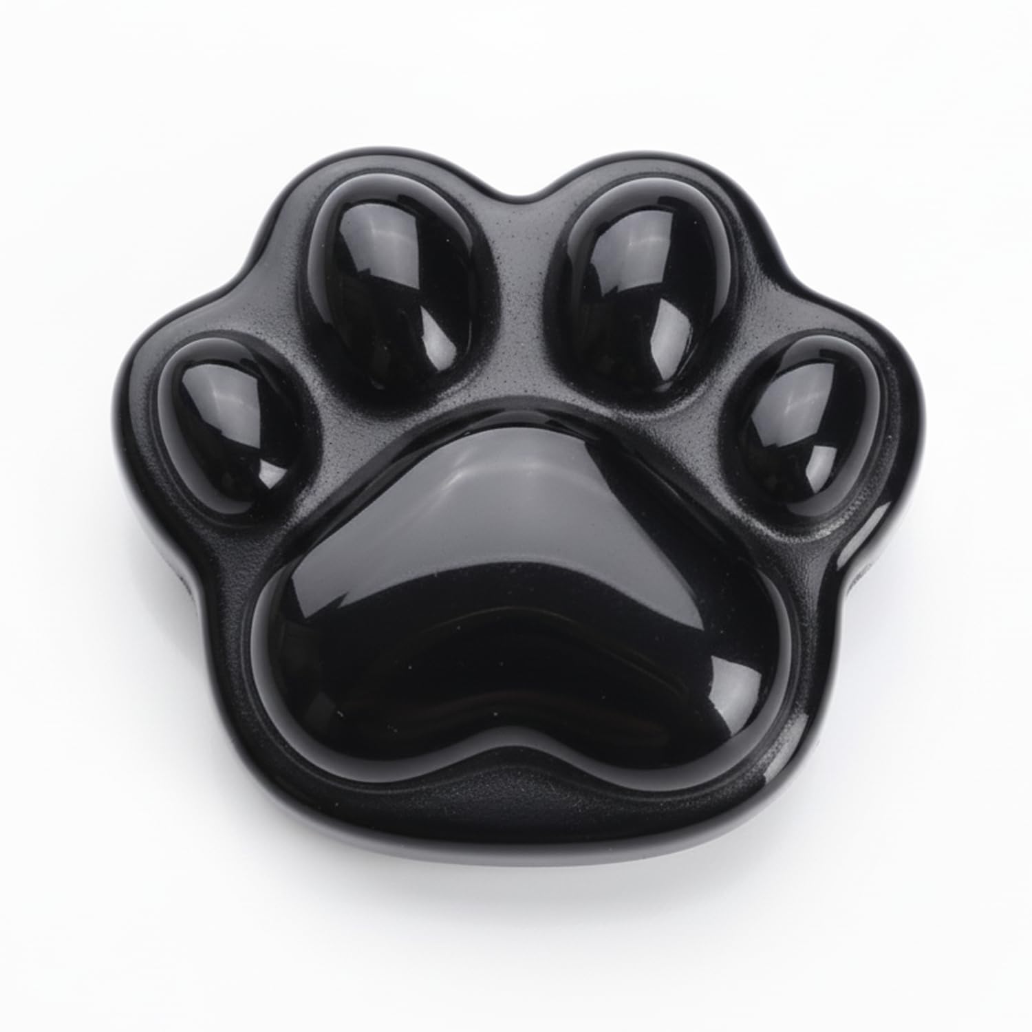 BEAUSIOO Obsidian animal paw worry stone close-up of polished surface highlighting gloss for daily use