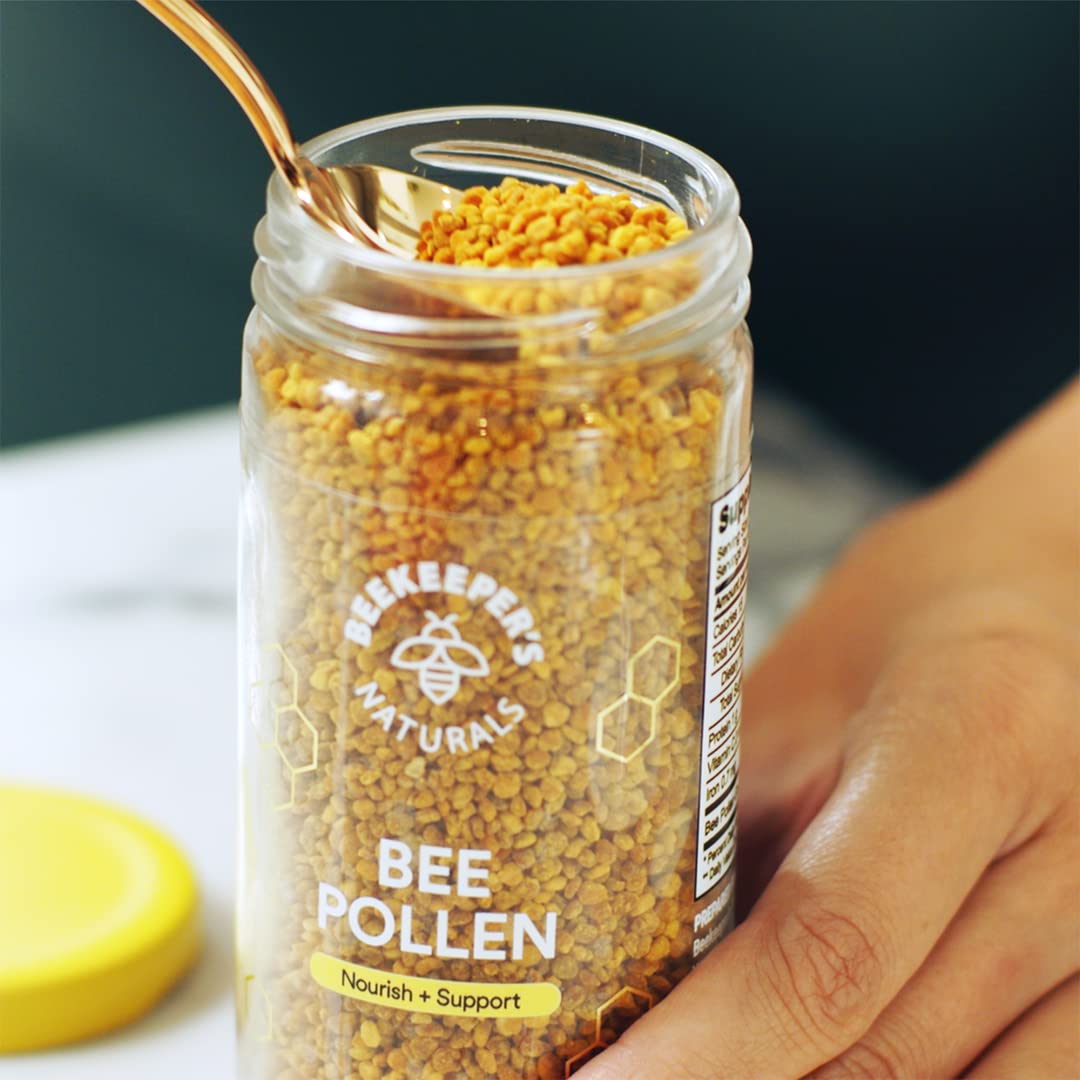 Beekeeper's Naturals raw pollen macro view reveals natural texture.