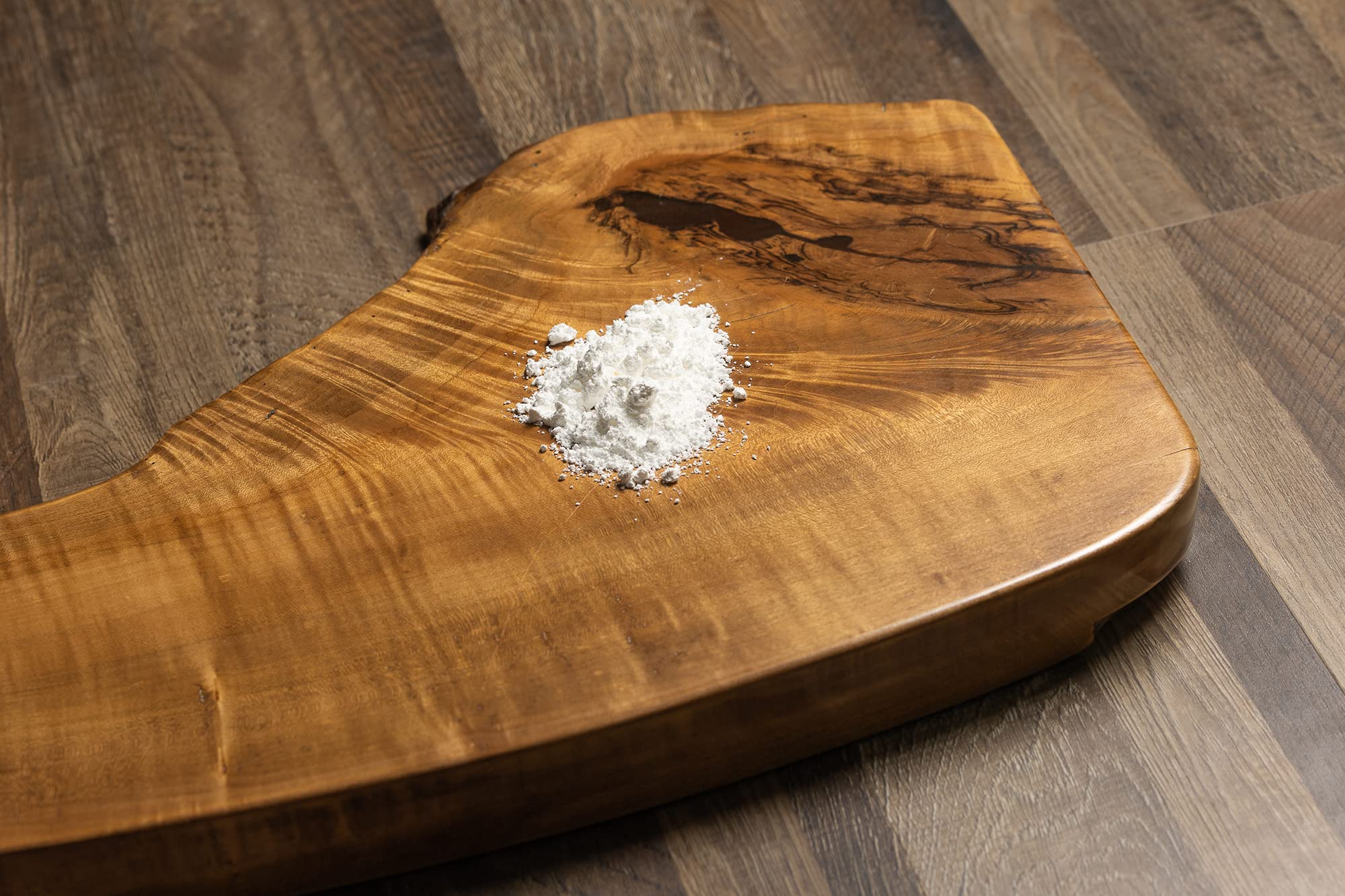 Belle Chemical Pure L-Carnosine Powder scoop highlights convenient portions for routines.