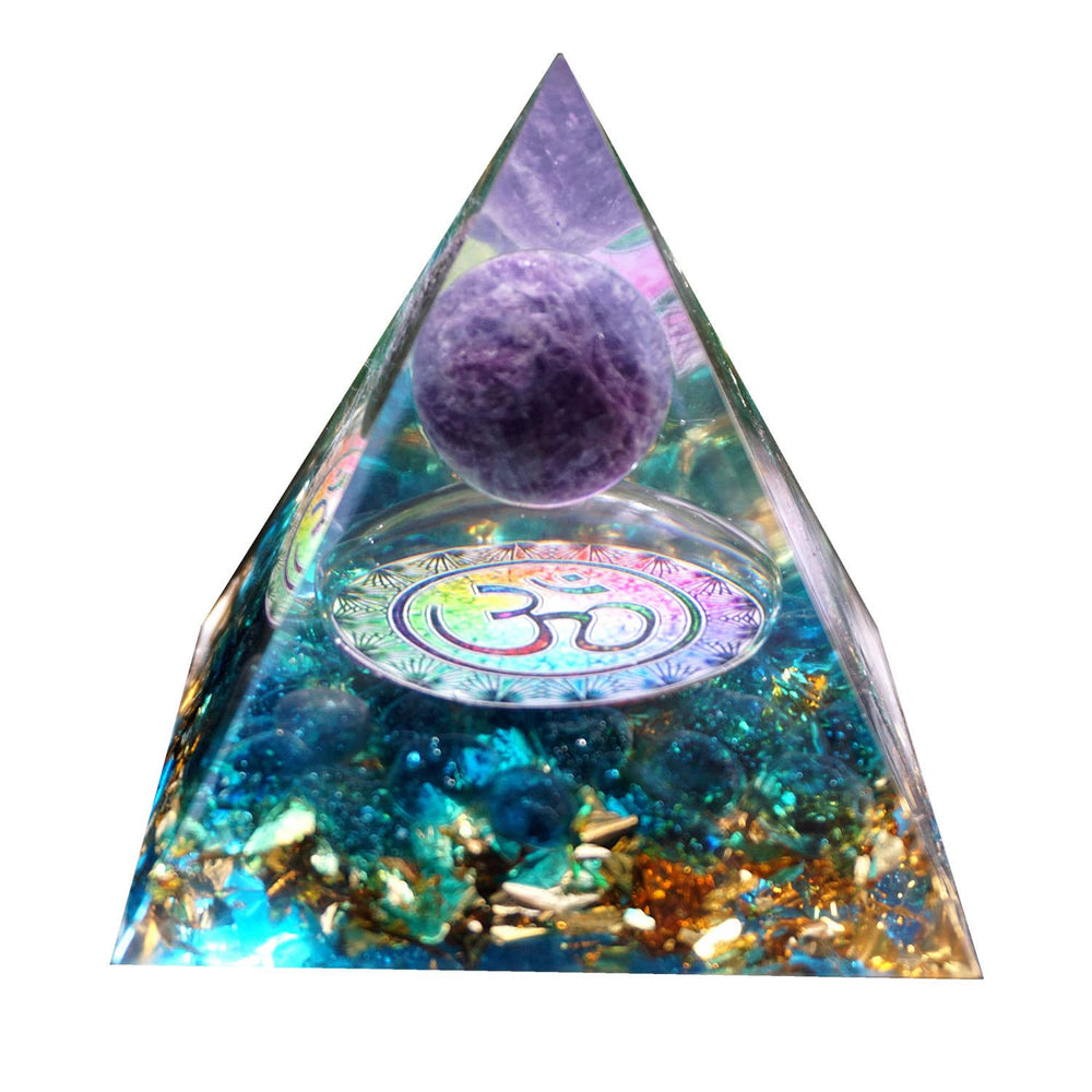 Besorgone orgonite pyramid handmade detailing highlights crystal uniqueness