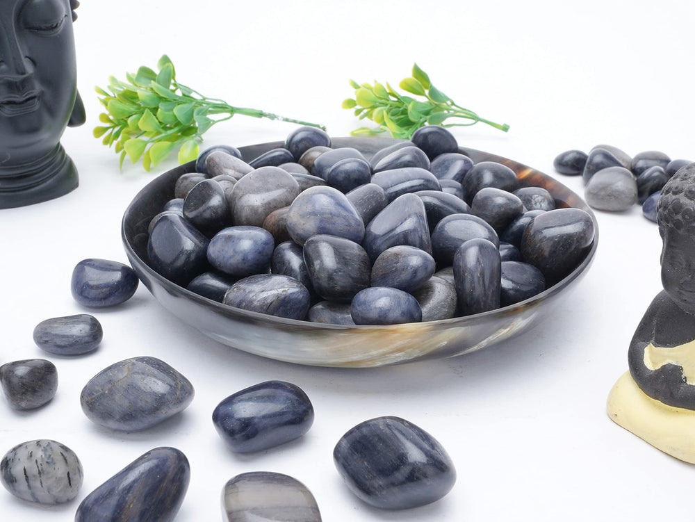 BEZAVO Iolite stones for lapidary and cutting practice.