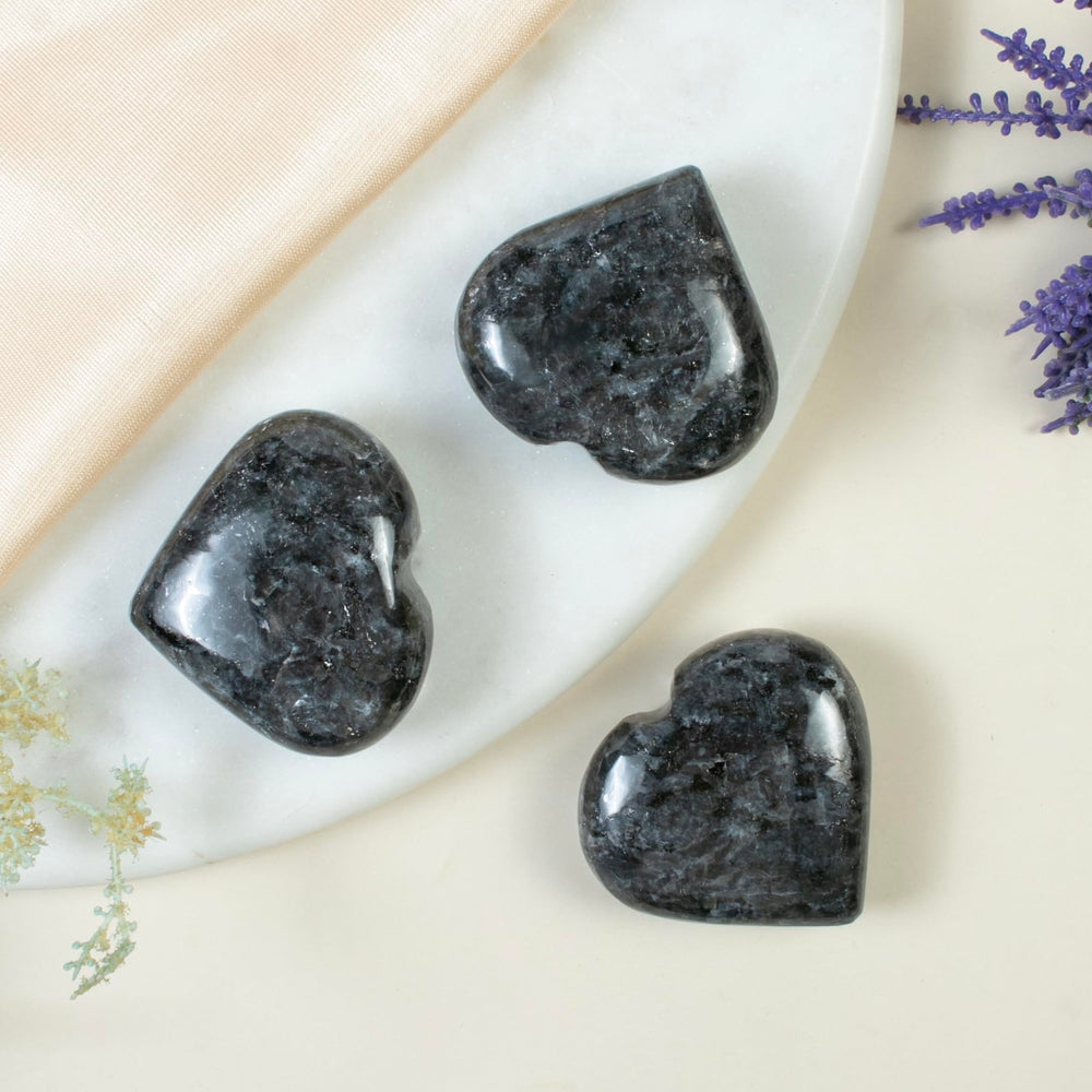 BEZAVO natural healing gem for home decor and feng shui prosperity vibes.
