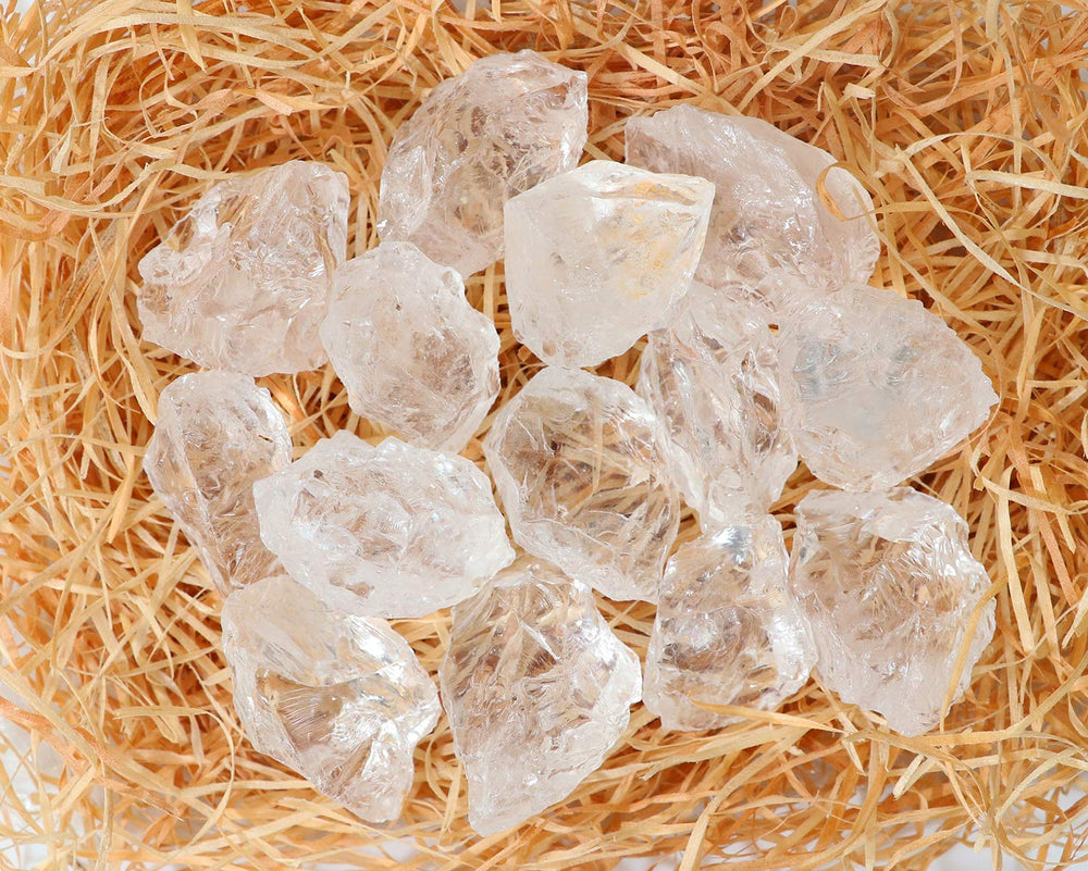 BEZAVO rough quartz tumbling stones suitable for cabbing and shaping.