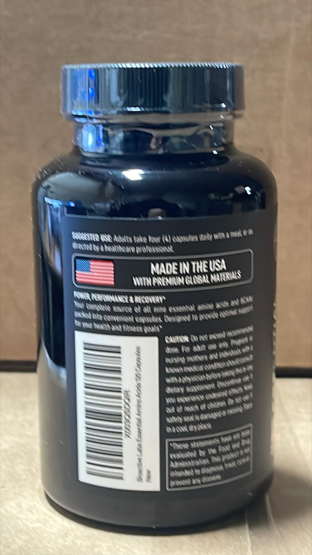BIOACTIVE LABS athlete uses capsules after workout for recovery support.