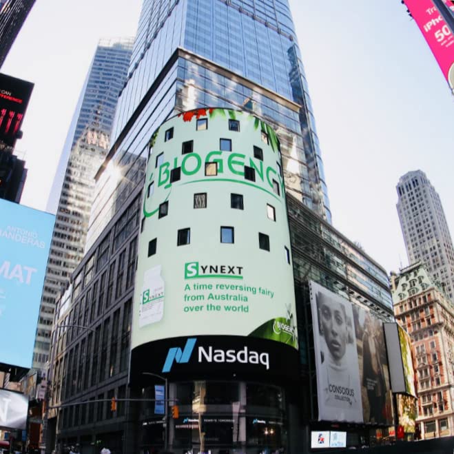 Biogency Synext NAD+ glass of water and tablets ready for daily ritual