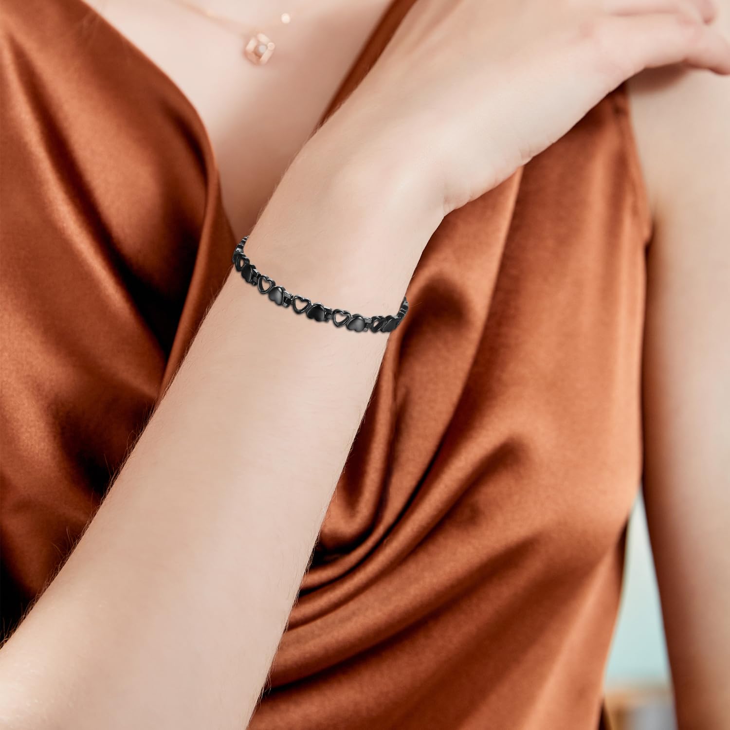 BioMag bracelet size tool included for easy at-home fitting.