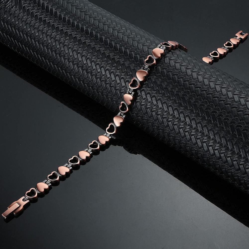 BioMag smooth-surface copper anklet resists tarnish for long-lasting shine.