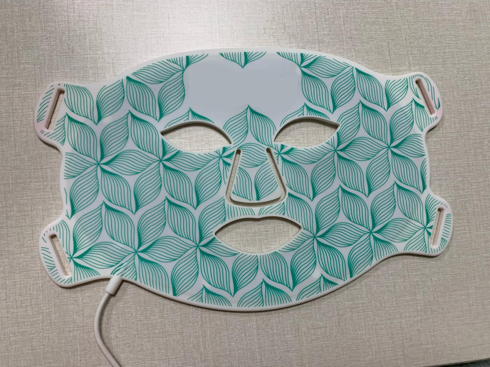 biuufish red light mask side view highlighting adjustable straps and comfortable fit