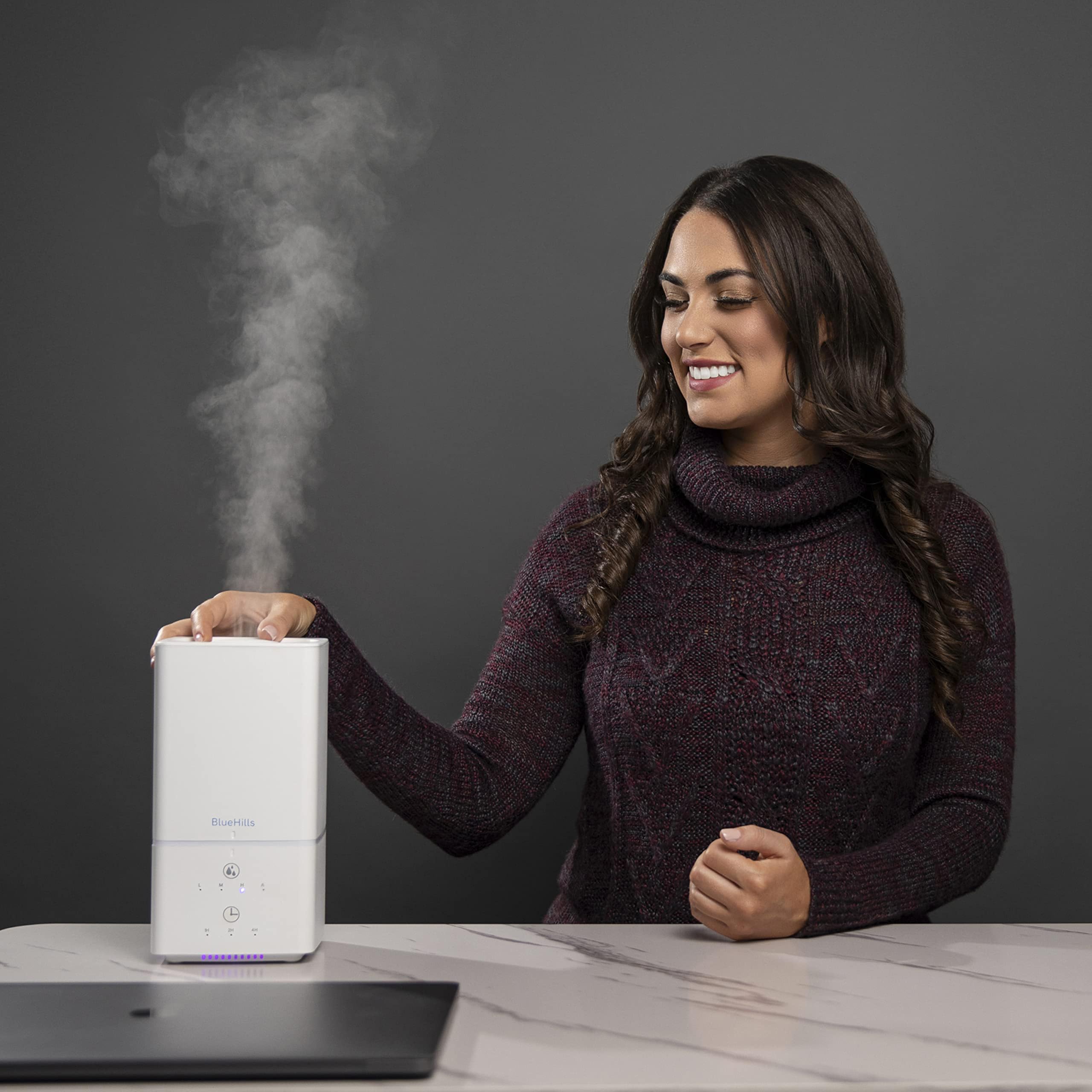 BlueHills diffuser offers timer settings for customizable fragrance schedules.