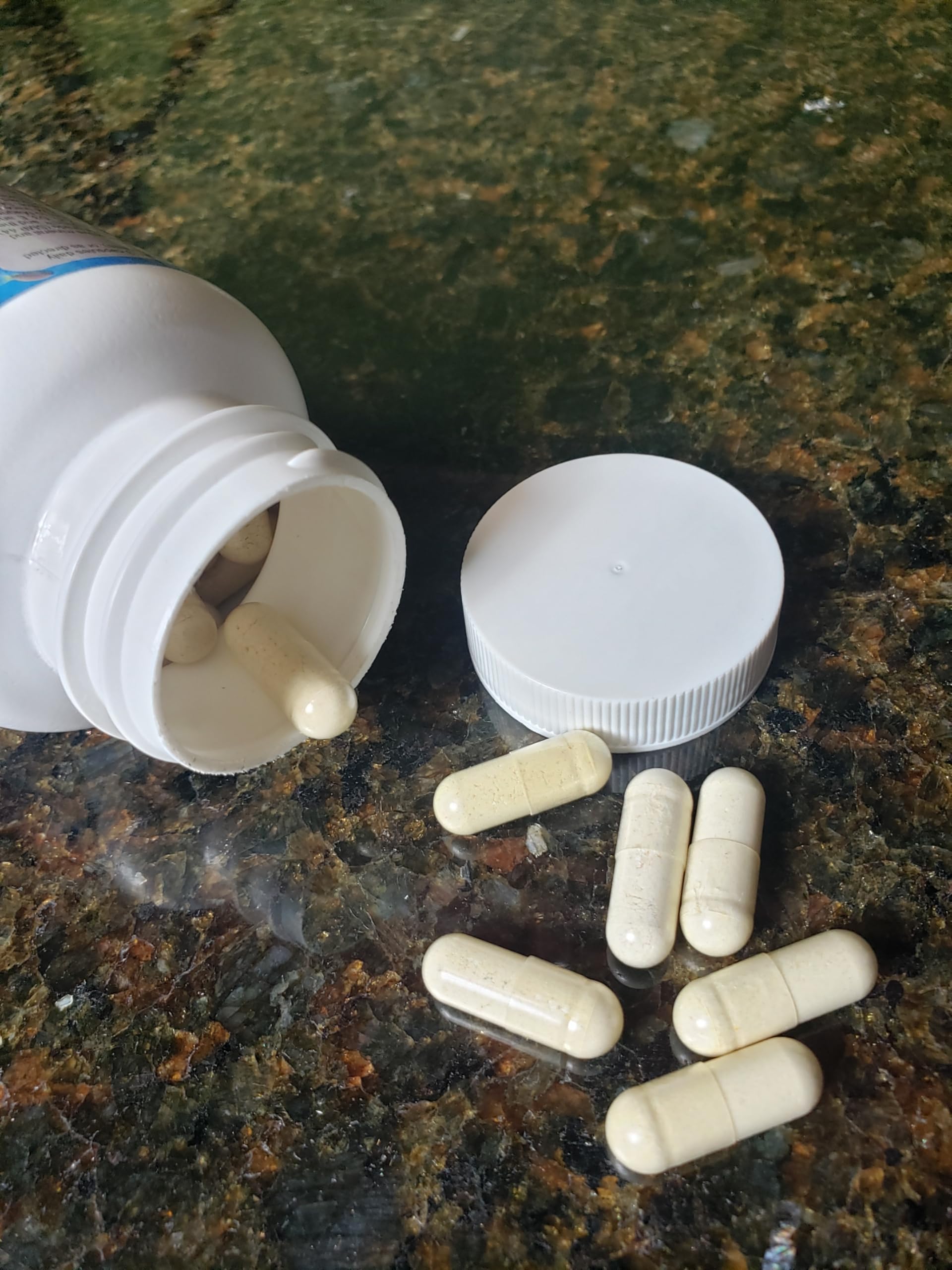 Bob's Best Coral Calcium Supreme ingredients list showing marine origin and purity