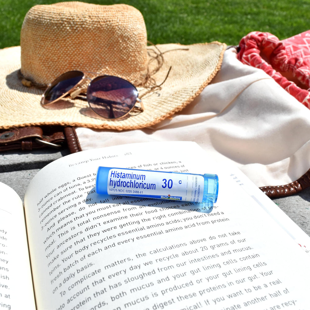 Boiron Histaminum 30C bottle on a desk for daytime, non-drowsy relief.
