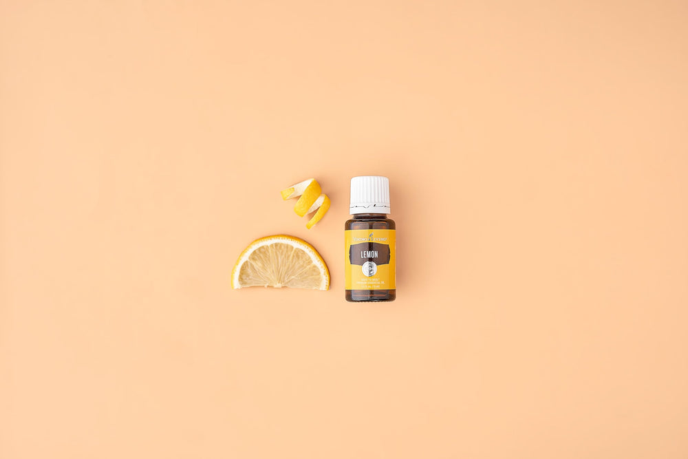 Bright lemon aroma in a compact 15ml bottle from Young Living.