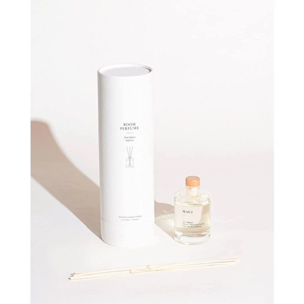 Wooden cap of Brooklyn Candle Studio Santorini diffuser emphasizing secure seal