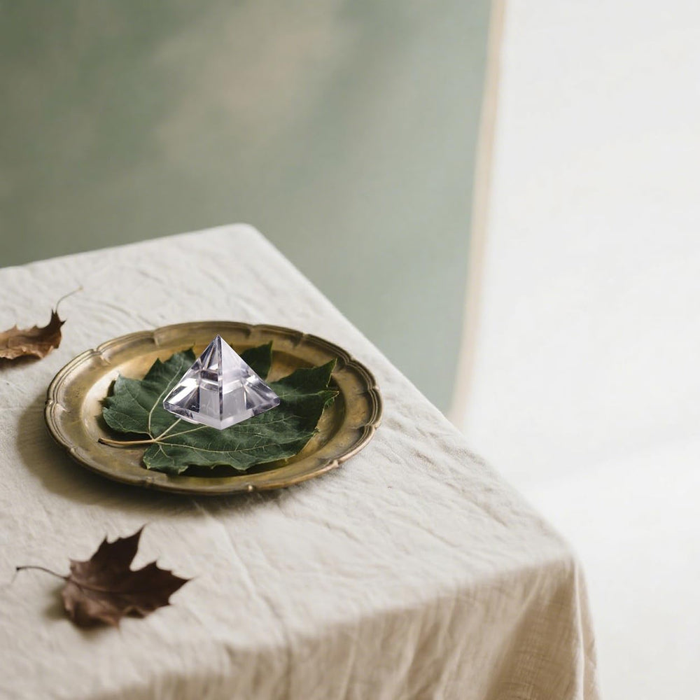 BTMDECOR Reiki-ready clear quartz pyramid aids energy work.