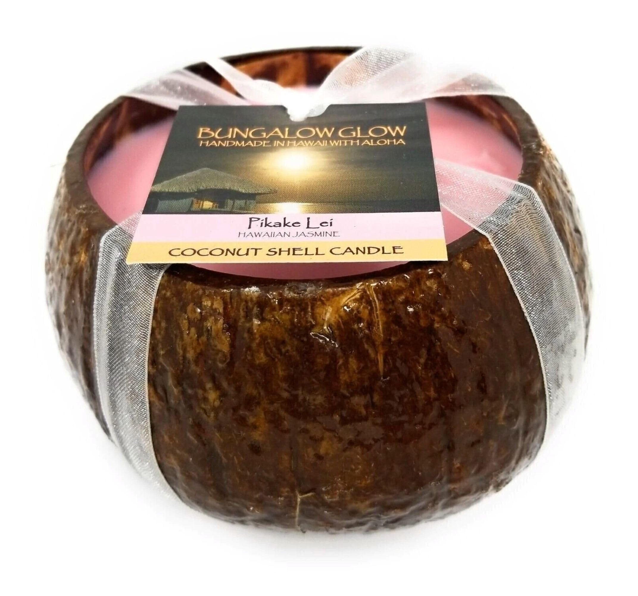 Bungalow Glow coconut-wax closeup highlighting creamy texture and clean burn
