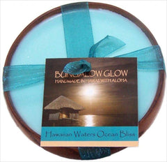 Bungalow Glow Hawaiian Waters wood candle creates relaxing ambiance with a long burn