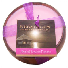 Bungalow Glow Sweet Hawaiian Plumeria candle creates a relaxing, fragrance-filled ambiance.