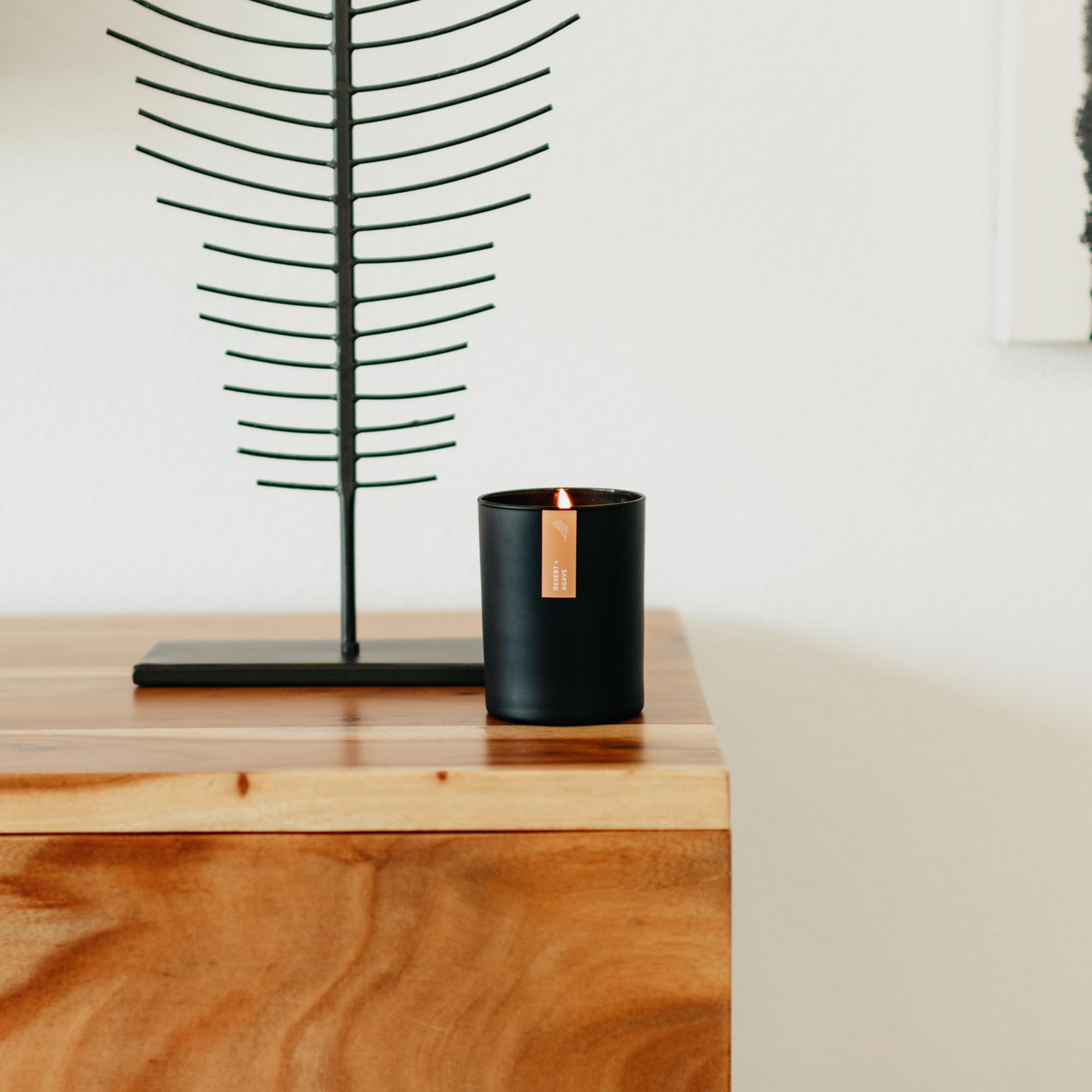 Calyan Wax Co. Desert & Agave candle visual of 75-hour burn.