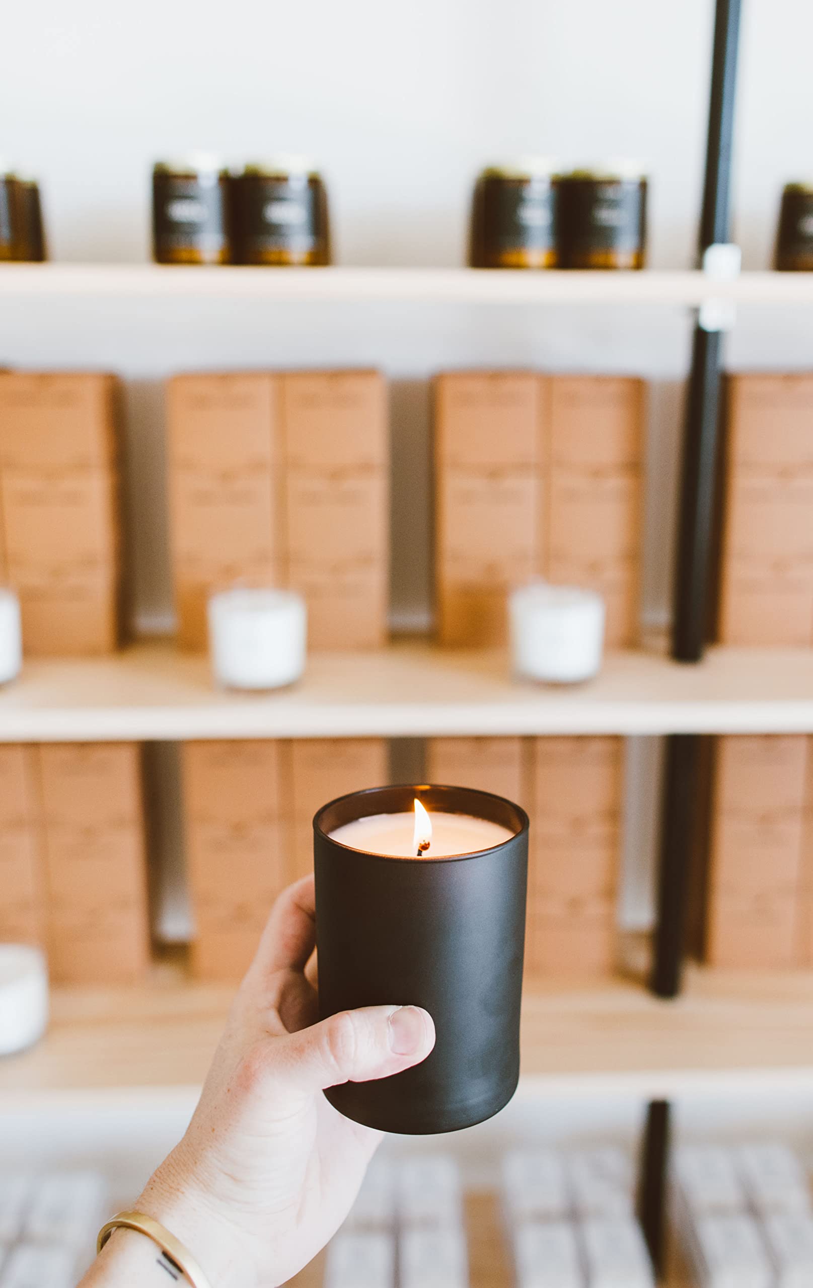 Calyan Wax Co. Desert & Agave candle embossed label and plant-based ingredients.