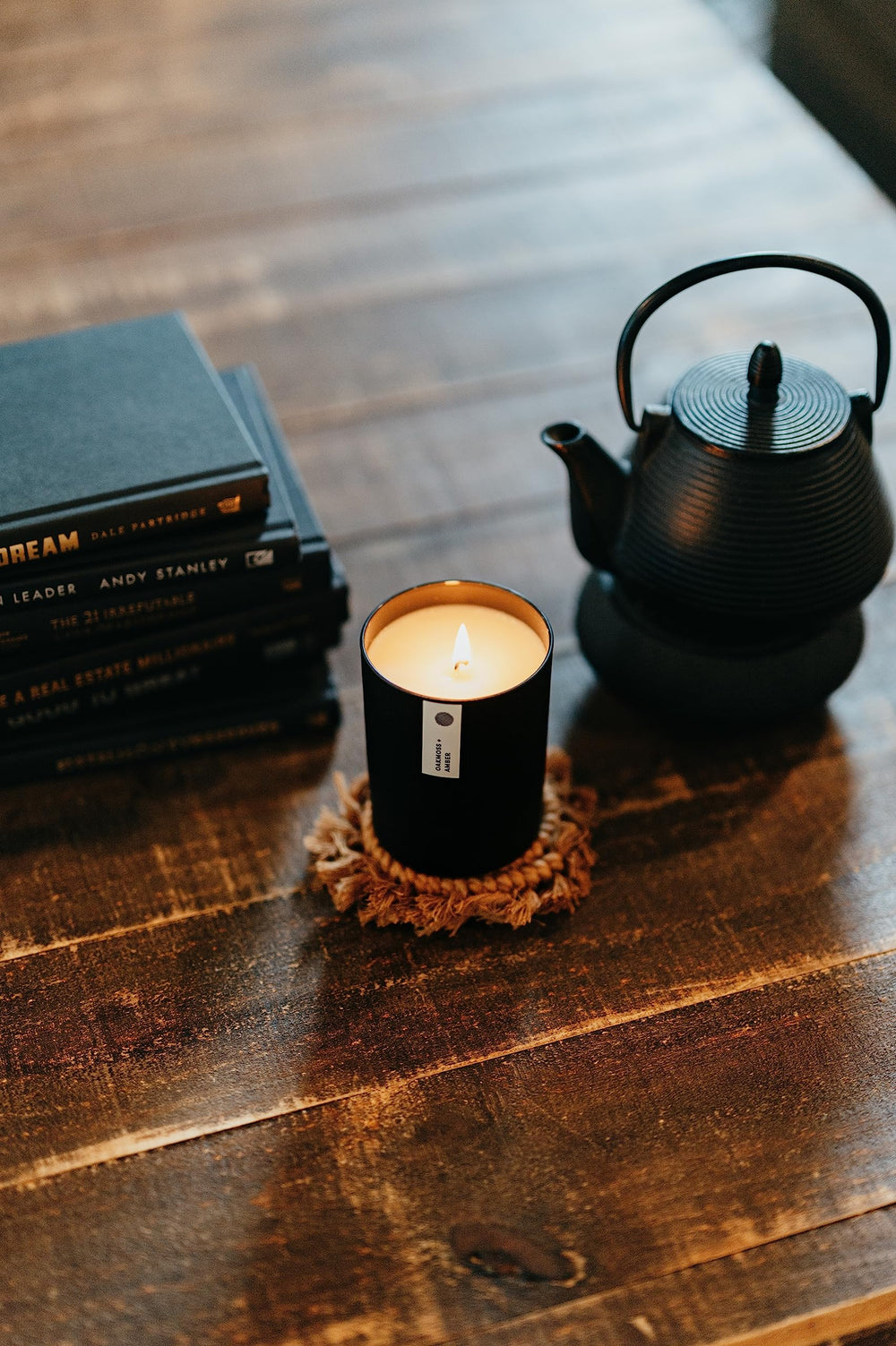 Calyan Wax Co plant-based ingredients support a clean burn