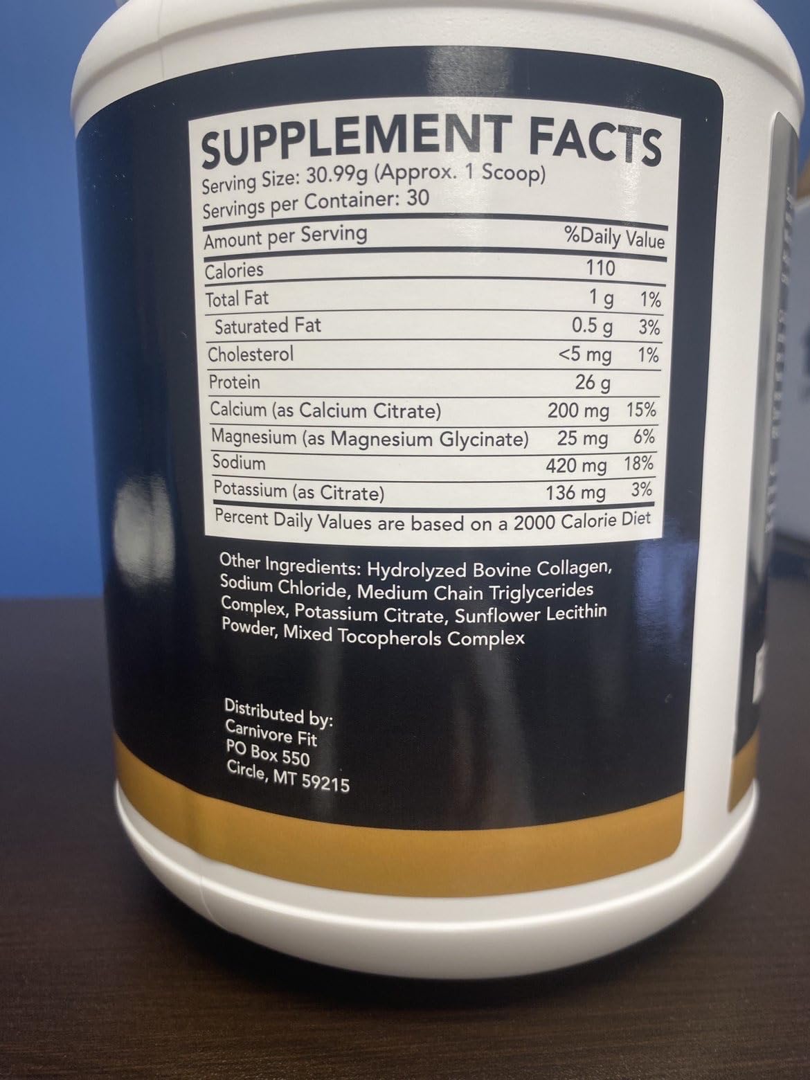 Carnivore Fit Beef Protein Powder label highlights 26 g protein per serving.