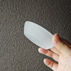 CDFZJC selenite bowl jewelry cleansing near candlelit setup