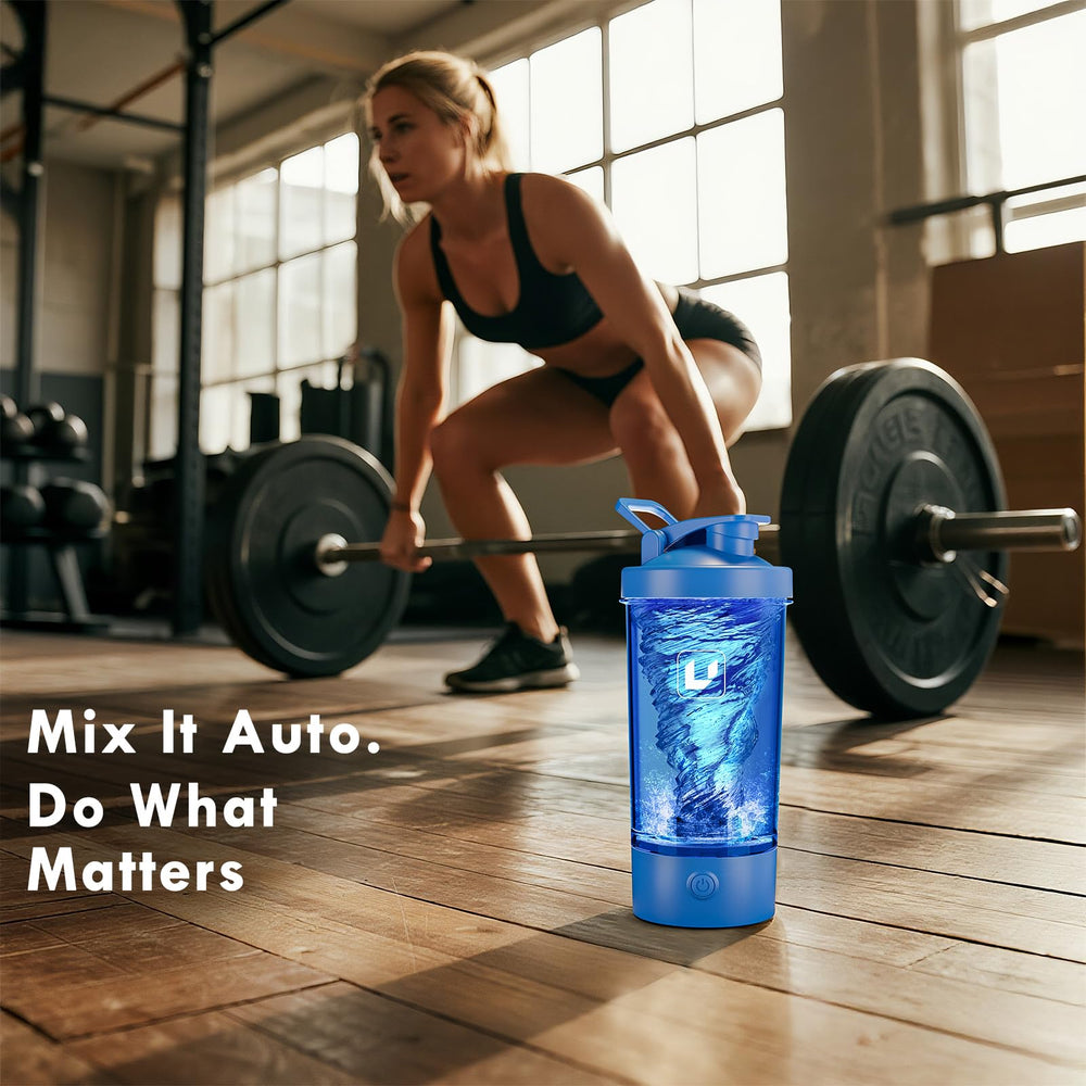 Cholas portable blender cup with hook for travel and gym bags.