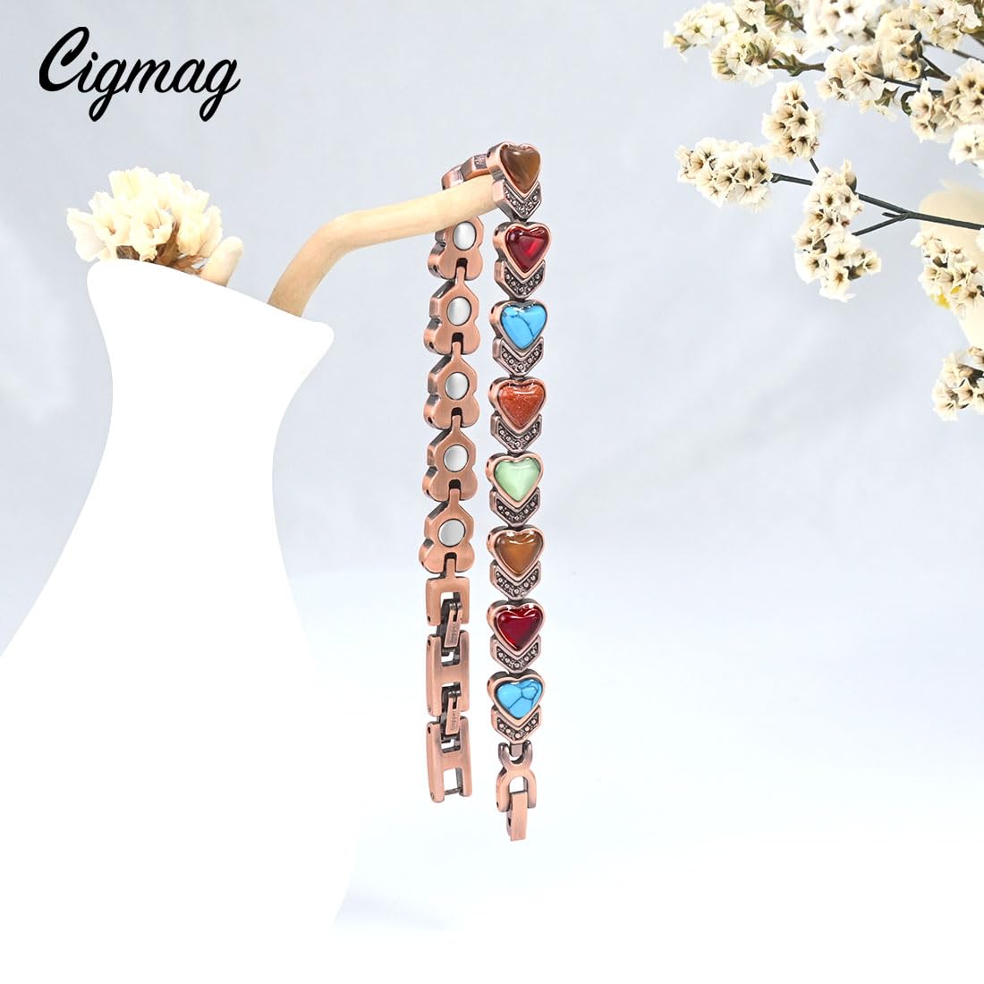 Cigmag copper bracelet in gift-ready packaging for easy gifting.