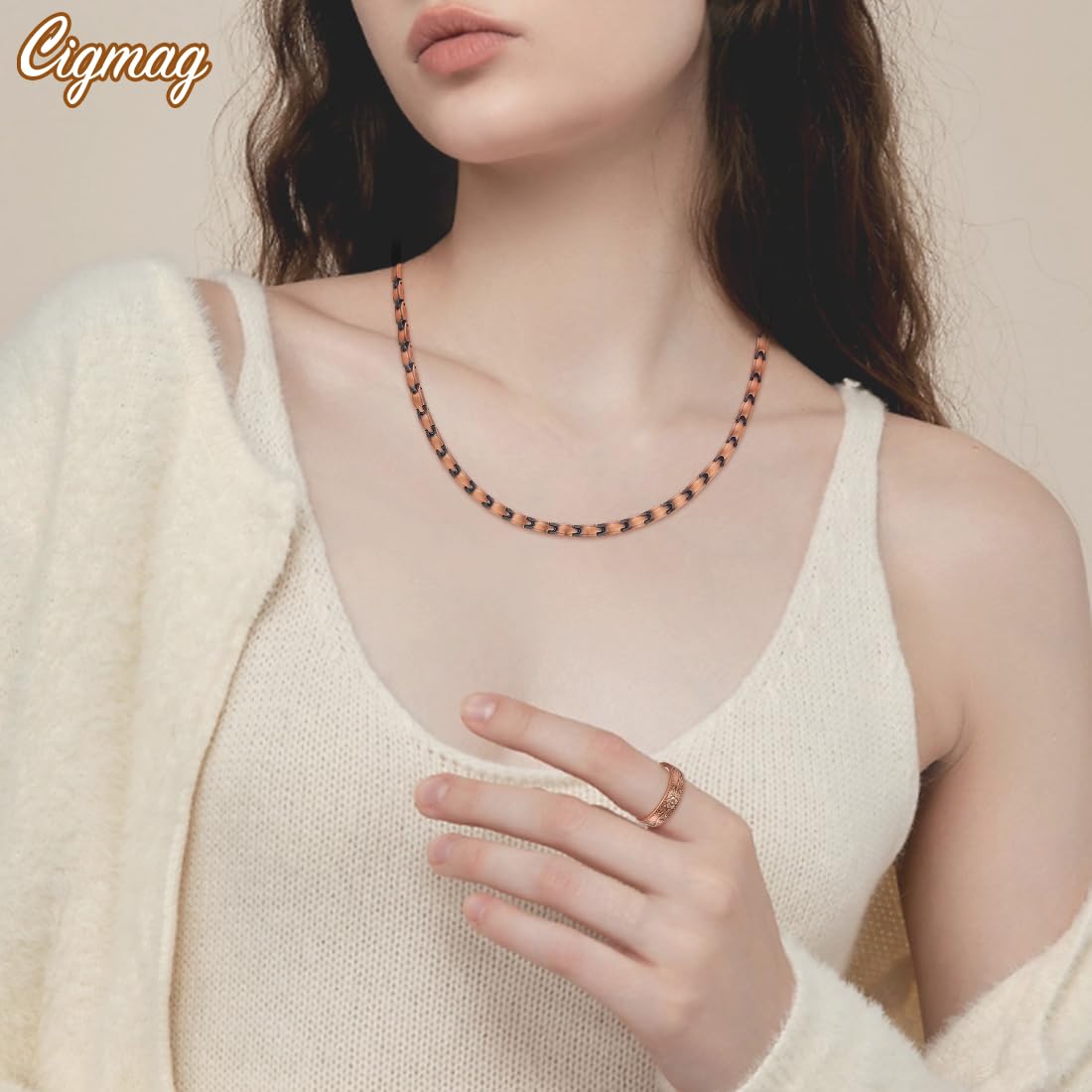 Cigmag copper necklace timeless design suits professional and casual looks.
