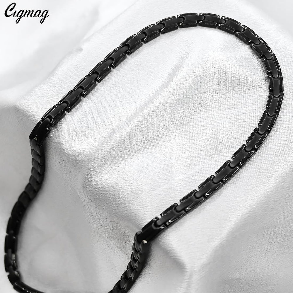 Cigmag versatile style for everyday outfits and special occasions.
