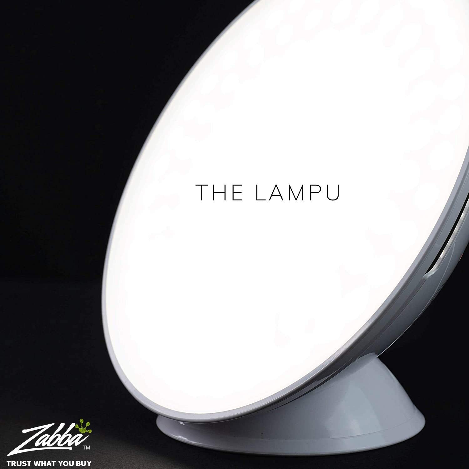 Desk-mounted Lampu with adjustable brightness for focused work.