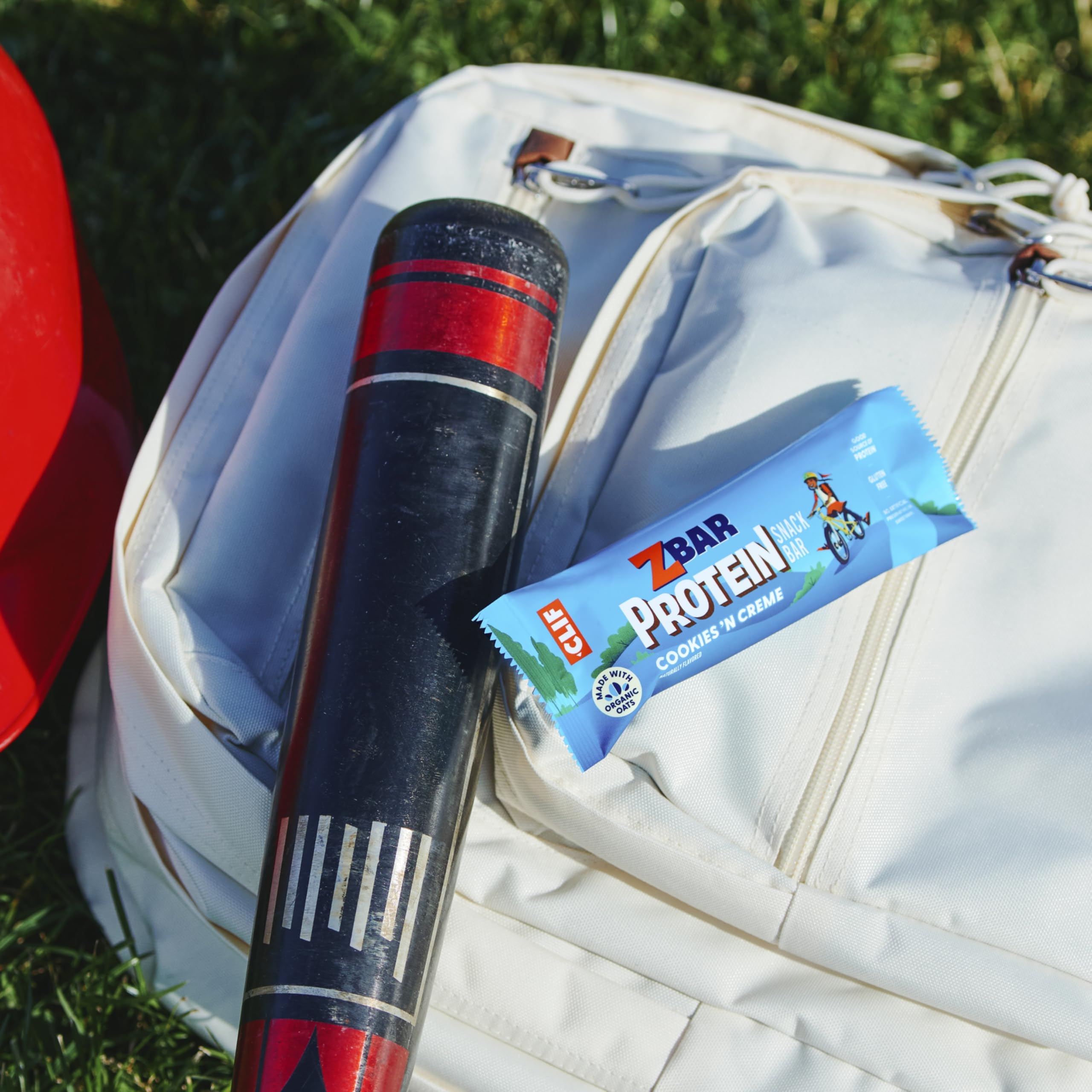 Organic oats base highlighted in Clif Kid ZBar Protein