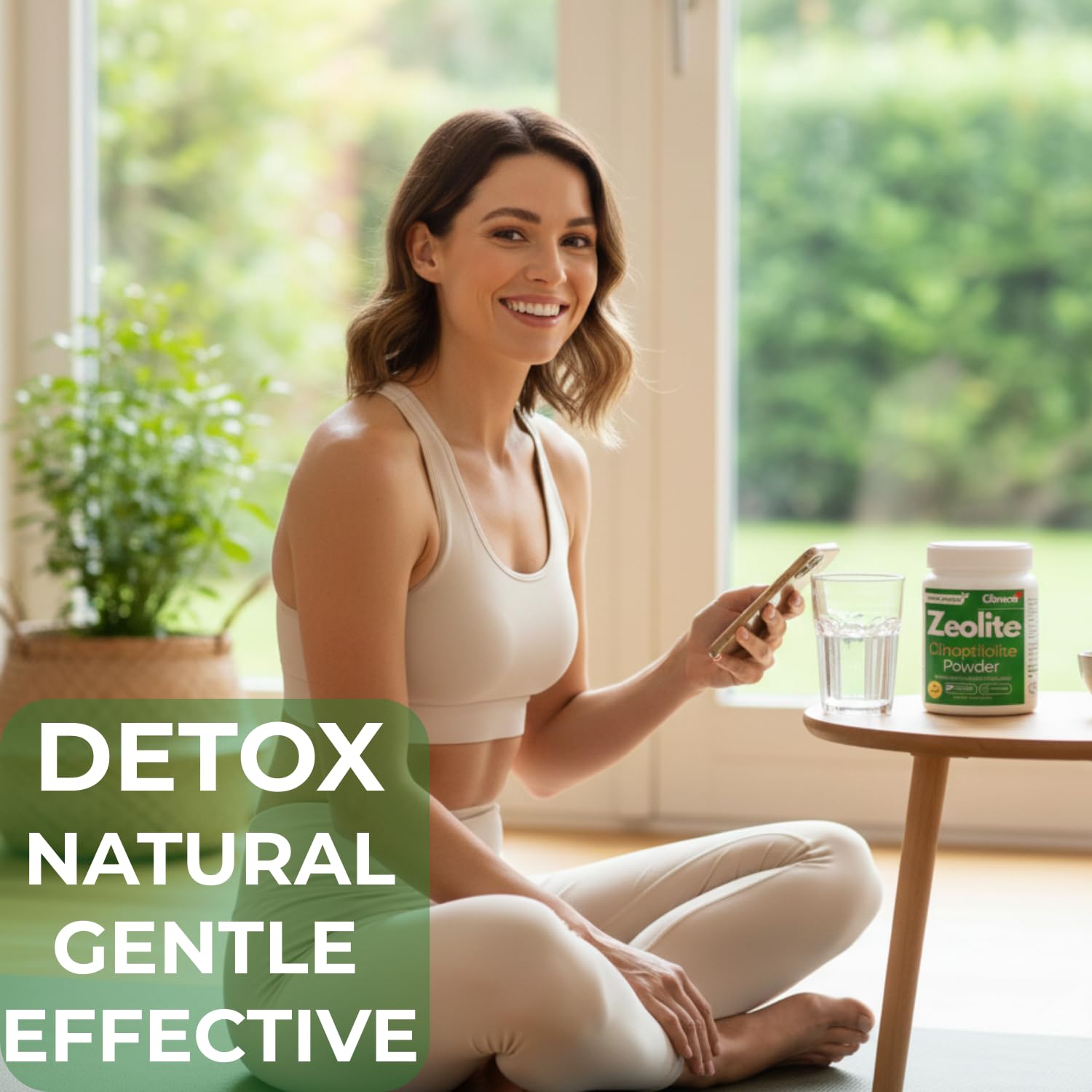 Clinora Zeolite Detox Powder in smoothie for gentle gut balance