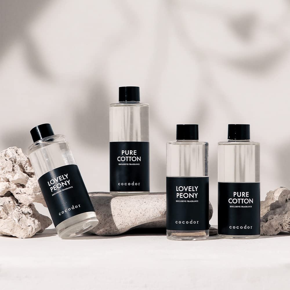 Bathroom ambiance enhanced by Cocod'or April Breeze diffuser refill.