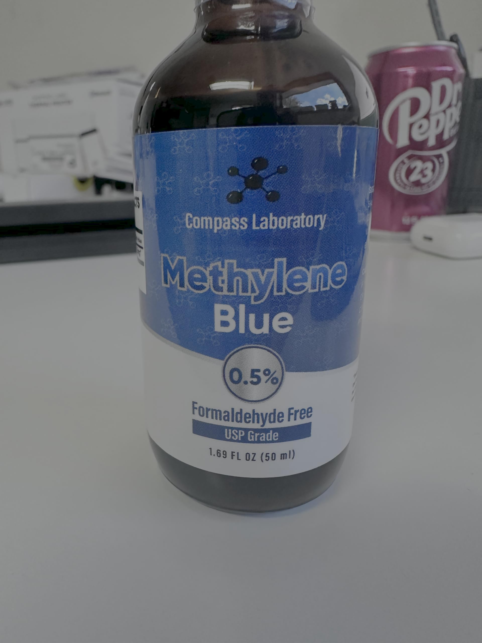 COMPASS LABORATORY Methylene Blue dropper image demonstrates easy, precise dispensing.