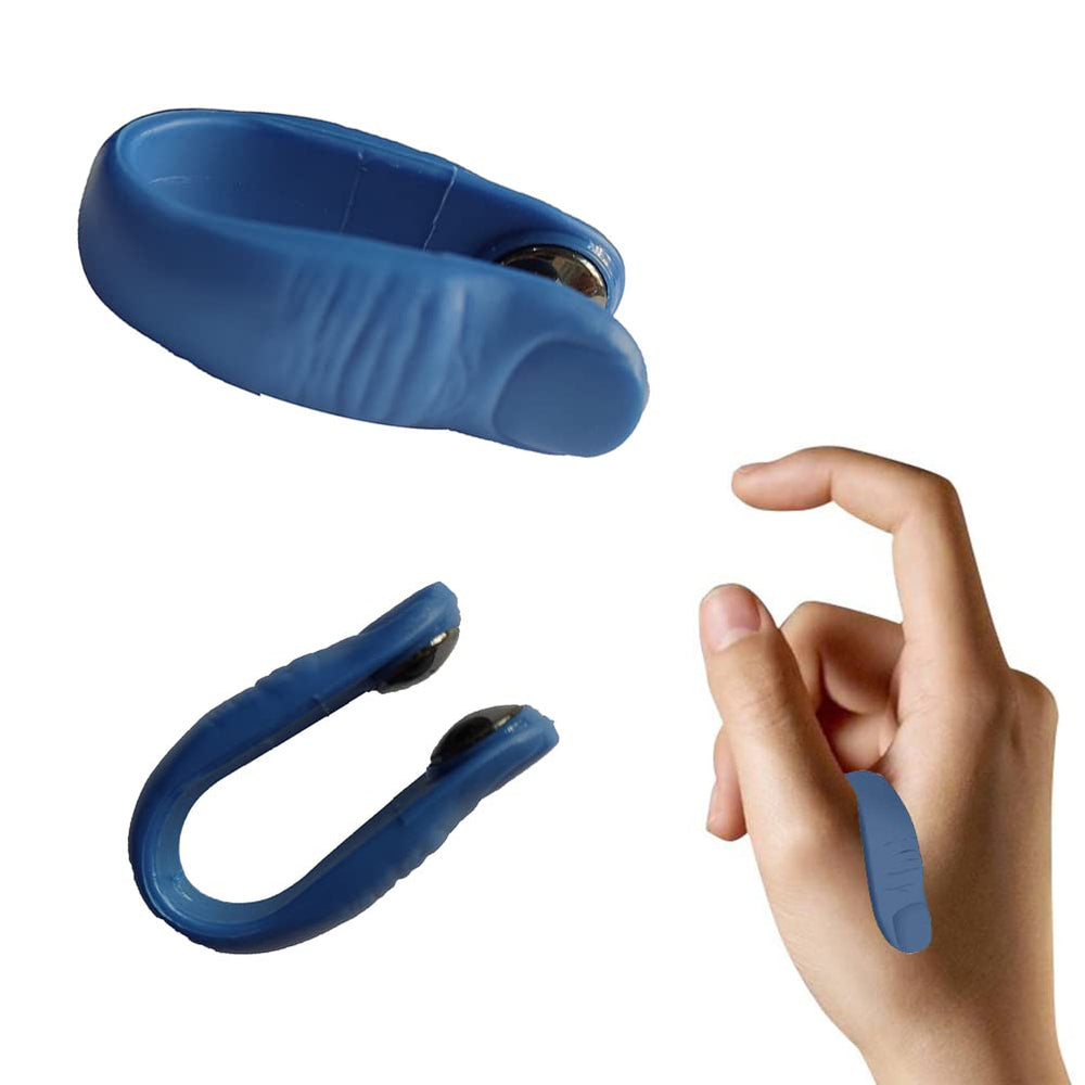 Cricia acupressure clip close-up showing a compact, travel-friendly design.
