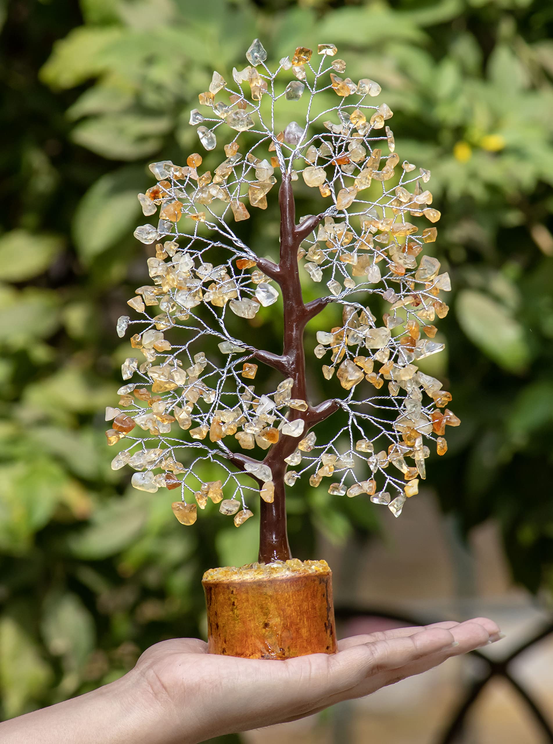 Crocon crystal tree of life decor adds calmness and aesthetic to any room.
