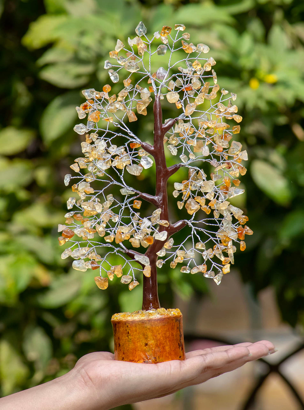 Crocon crystal tree of life decor adds calmness and aesthetic to any room.