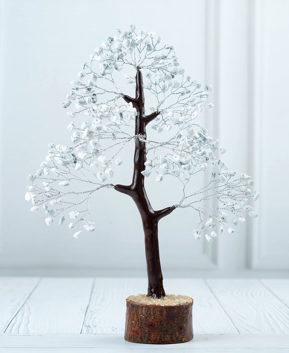 Crocon Howlite chakra tree balances emotions in mindful spaces.