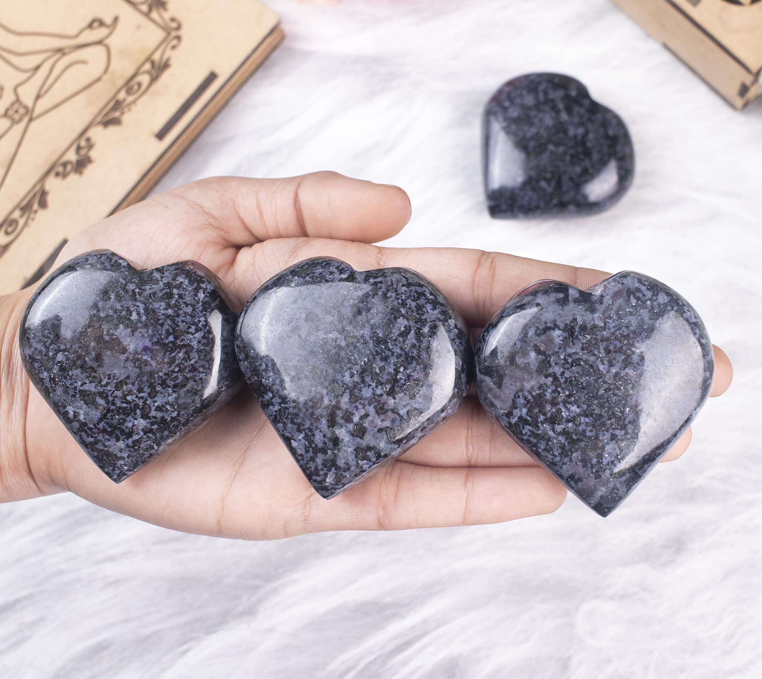 Crocon Indigo Gabbro heart gift ready for mindfulness rituals