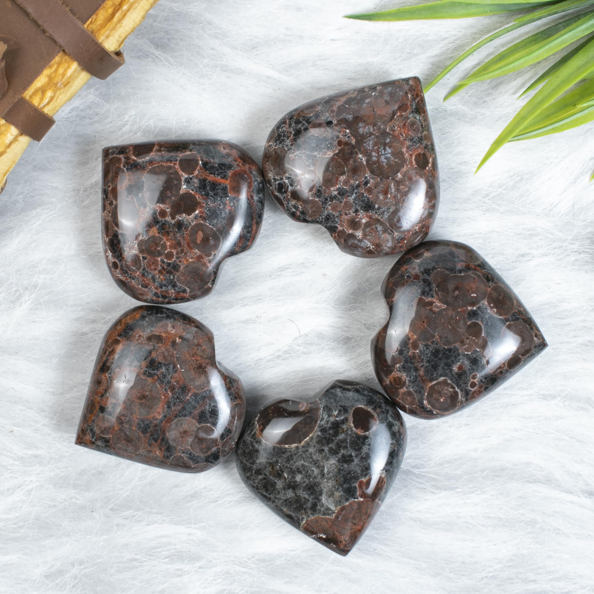 Crocon Peanut Jasper Heart symbolizing transformation energy and inner reflection.