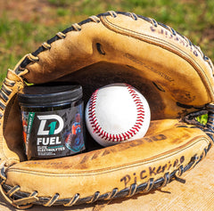 D1 Fuel Elite electrolyte dissolving in water for a refreshing drink.