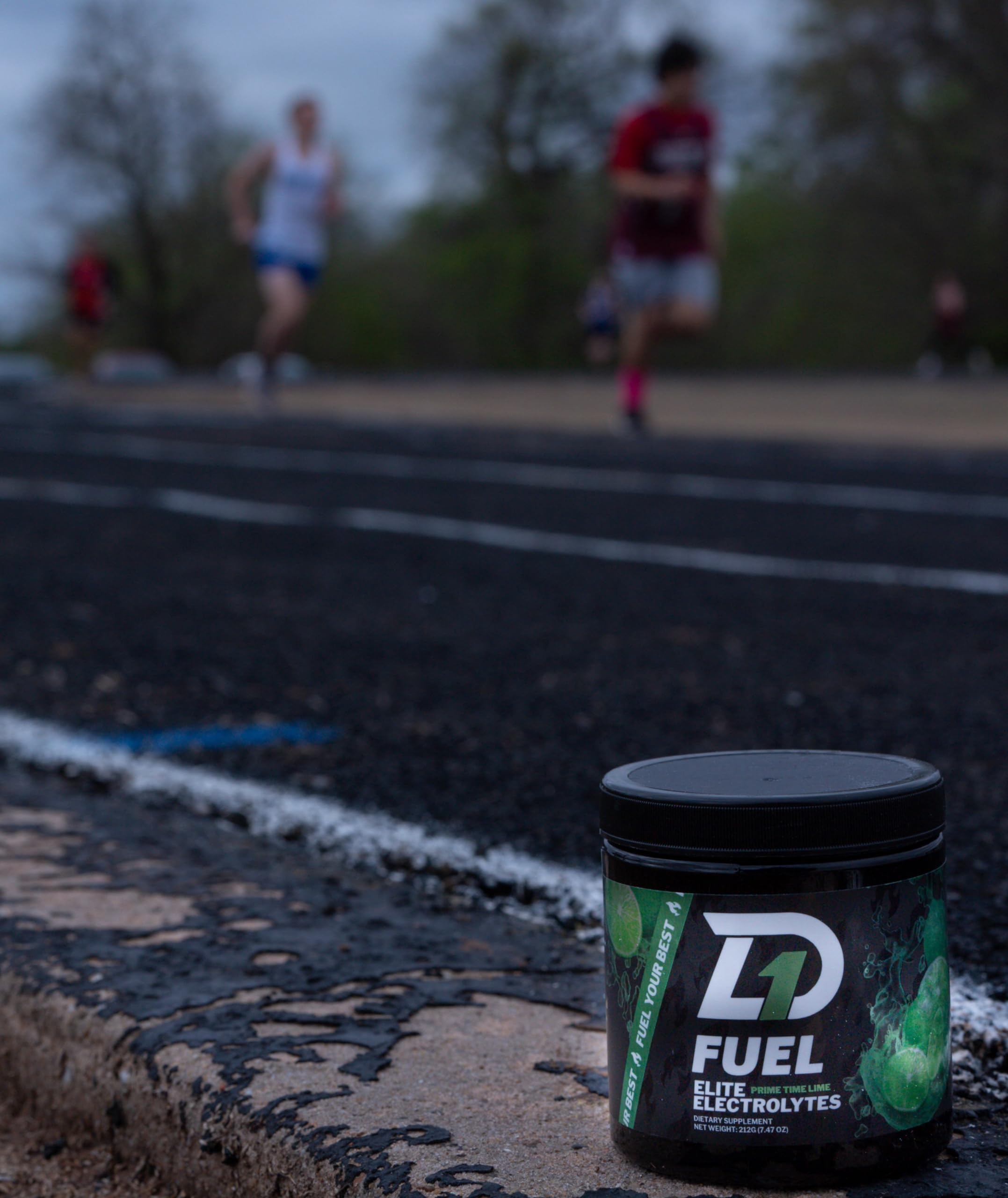 D1 Fuel lime flavor powder no food dyes highlighting clean ingredients.
