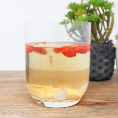 DABC OAK LAND American Ginseng slices tea prep for a comforting cup.