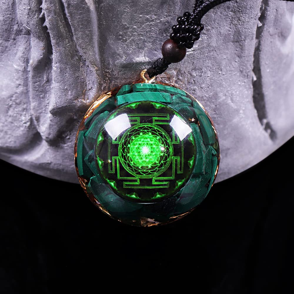 Day Day Up spiritual healing jewelry in a wearable green crystal look.