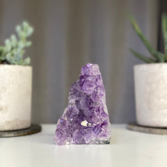 Deep Purple Project gift-ready packaging showcases premium amethyst for occasions.